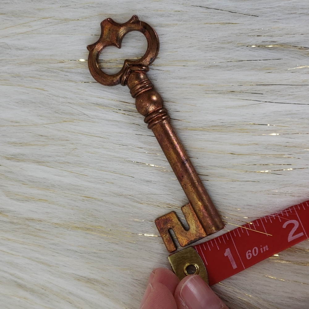 Decorative Key - Picture 5 of 5